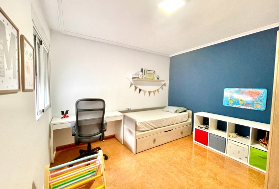 Перепродажа - Квартира - Catral - Costa Blanca