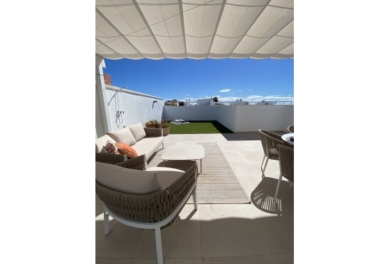 Obra nueva - Bungalow - Pilar de la Horadada