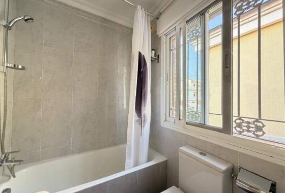 Перепродажа - Вилла - Orihuela Costa - Lomas De Don Juan