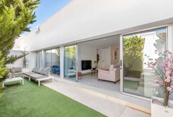 Resale - Apartment / flat - Torrevieja - Costa Blanca