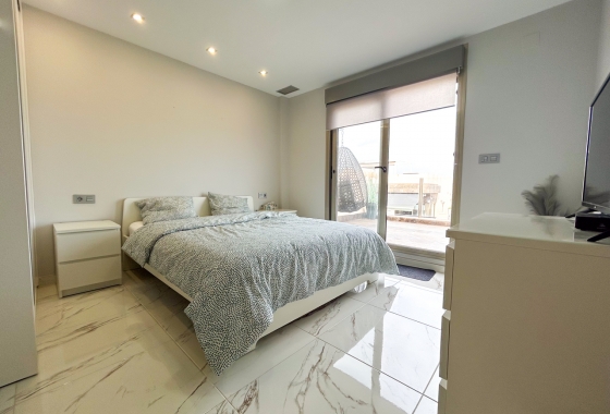 Перепродажа - Вилла - Orihuela Costa - Costa Blanca