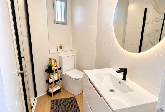 Återförsäljning - Lägenhet / lägenhet - Orihuela Costa - Costa Blanca