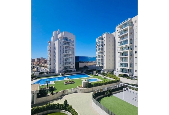 Resale - Apartment / flat - Torrevieja - La Mata