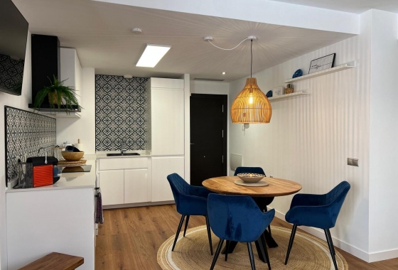 Resale - Apartment / flat - Torrevieja - La Mata