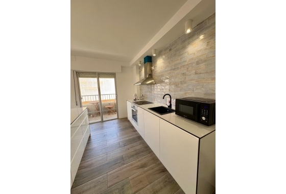 Resale - Apartment / flat - Torrevieja - Costa Blanca
