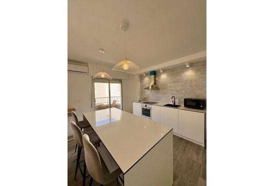 Resale - Apartment / flat - Torrevieja - Costa Blanca