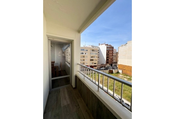 Resale - Apartment / flat - Torrevieja - Costa Blanca
