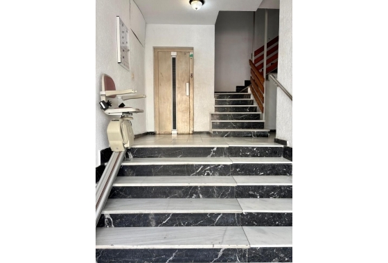 Resale - Apartment / flat - Torrevieja - Costa Blanca