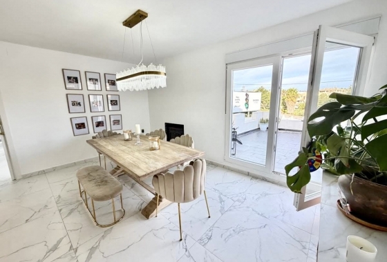 Wiederverkauf - Villa - Orihuela Costa - Costa Blanca