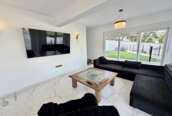 Wiederverkauf - Villa - Orihuela Costa - Costa Blanca