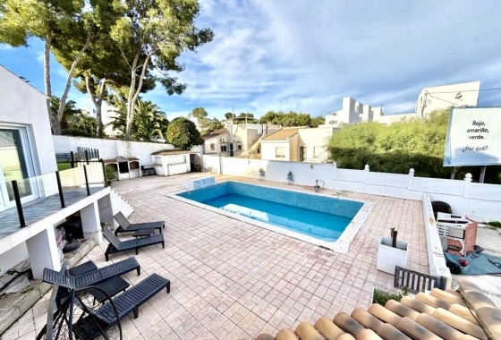 Wiederverkauf - Villa - Orihuela Costa - Costa Blanca