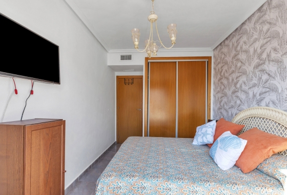Resale - Apartment / flat - Torrevieja - Costa Blanca
