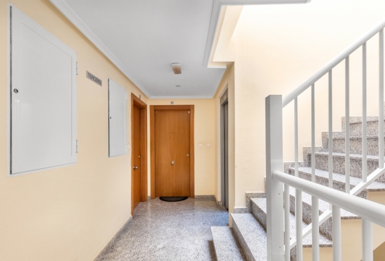 Resale - Apartment / flat - Torrevieja - Costa Blanca