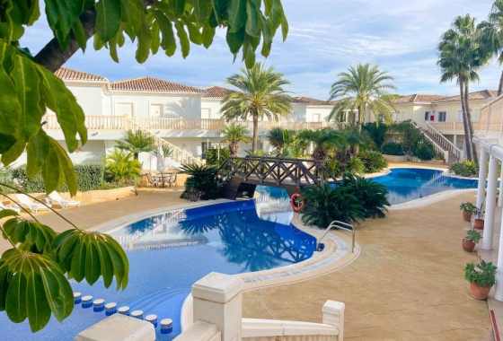 Resale - Apartment / flat - Benissa Costa - Costa Blanca