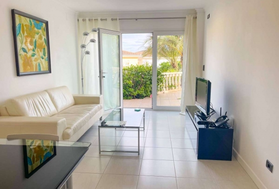 Resale - Apartment / flat - Benissa Costa - Costa Blanca