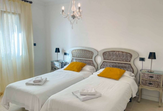 Resale - Apartment / flat - Benissa Costa - Costa Blanca