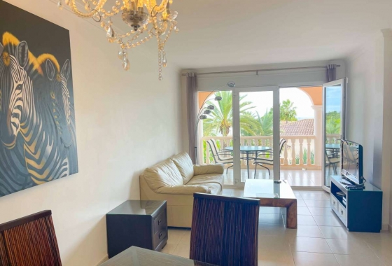 Resale - Apartment / flat - Benissa Costa - Costa Blanca