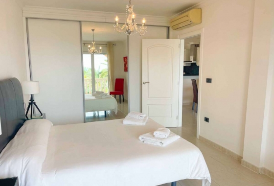 Resale - Apartment / flat - Benissa Costa - Costa Blanca