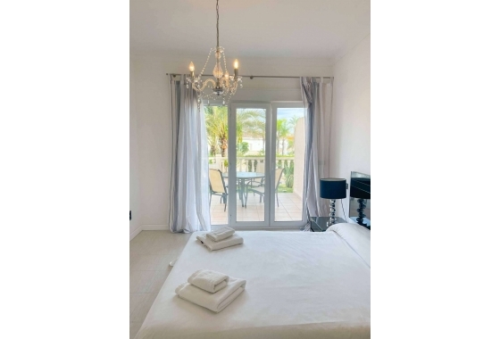 Resale - Apartment / flat - Benissa Costa - Costa Blanca