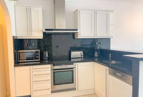 Resale - Apartment / flat - Benissa Costa - Costa Blanca