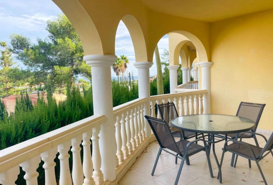Resale - Apartment / flat - Benissa Costa - Costa Blanca