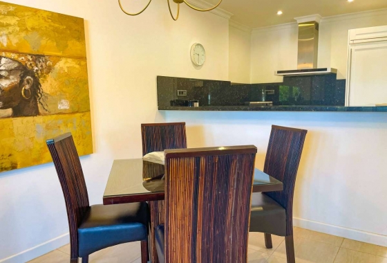 Resale - Apartment / flat - Benissa Costa - Costa Blanca