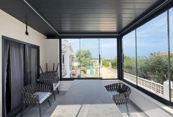 Herverkoop - Villa - Torrevieja - Punta Prima