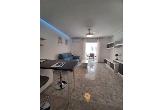 Återförsäljning - Lägenhet / lägenhet - Torrevieja - Nueva Torrevieja