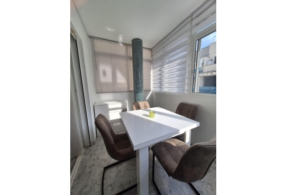 Återförsäljning - Lägenhet / lägenhet - Torrevieja - Nueva Torrevieja