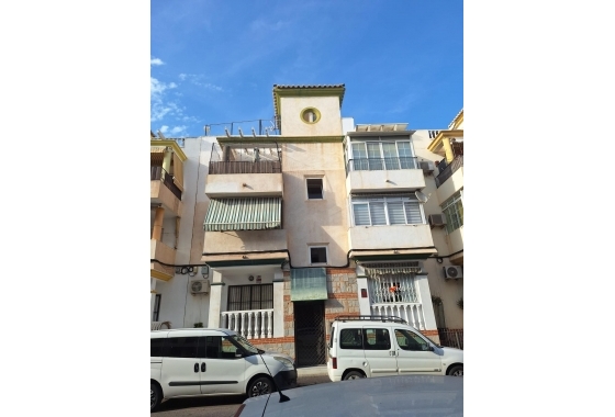 Återförsäljning - Lägenhet / lägenhet - Torrevieja - Nueva Torrevieja