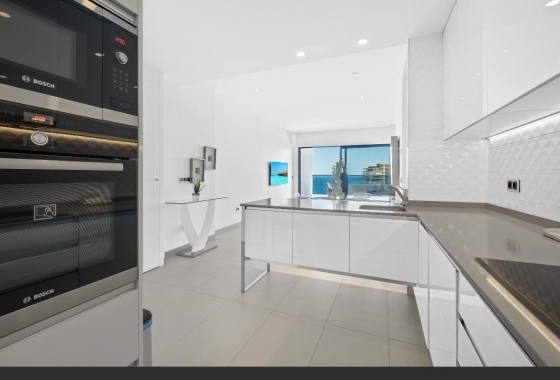 Resale - Apartment / flat - Benidorm - Playa de Poniente