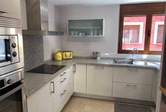 Resale - Apartment / flat - Benissa Costa - Costa Blanca