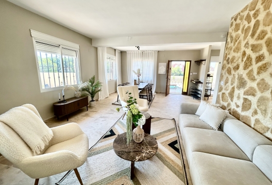 Revente - Villa - Orihuela Costa - Costa Blanca