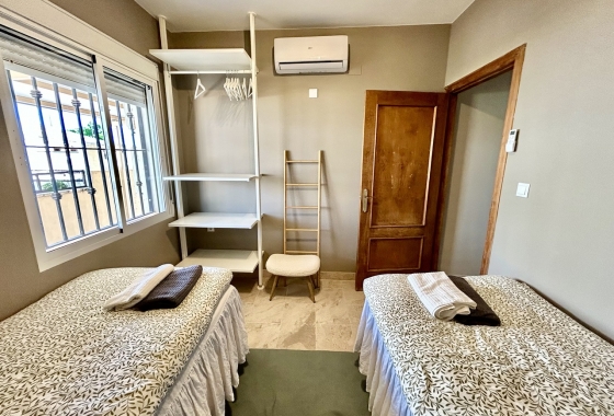 Revente - Villa - Orihuela Costa - Costa Blanca
