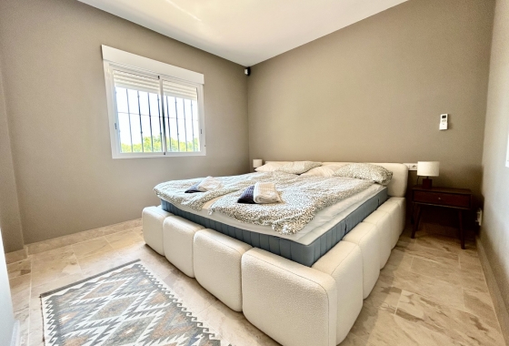 Revente - Villa - Orihuela Costa - Costa Blanca