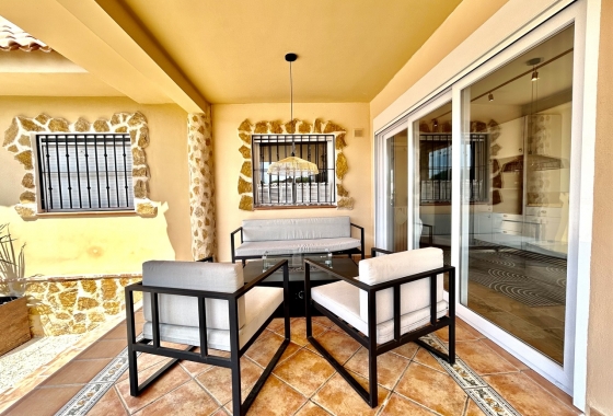 Revente - Villa - Orihuela Costa - Costa Blanca