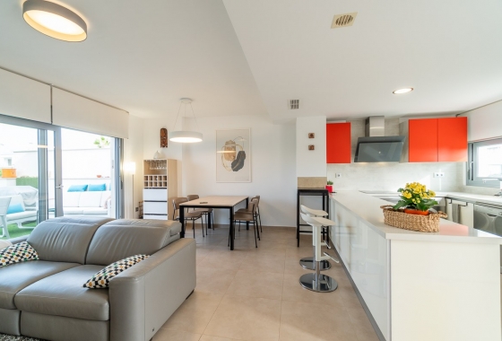 Resale - Bungalow - Orihuela - Inland