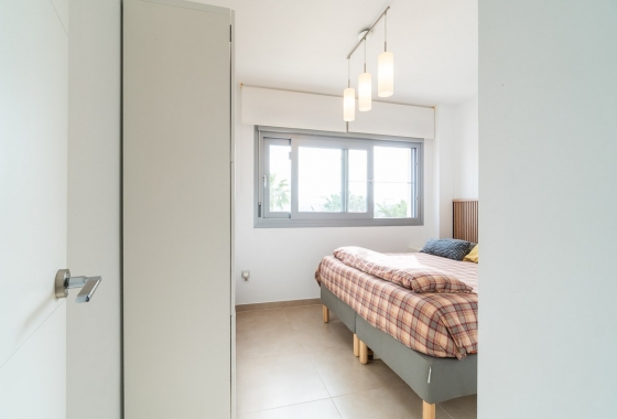 Resale - Bungalow - Orihuela - Inland
