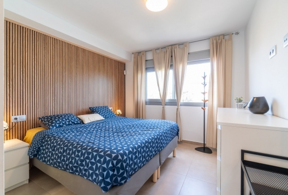 Resale - Bungalow - Orihuela - Inland