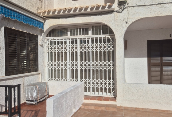 Återförsäljning - Lägenhet / lägenhet - Torrevieja - Torrejón