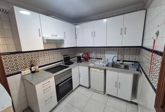 Återförsäljning - Lägenhet / lägenhet - Torrevieja - Torrejón