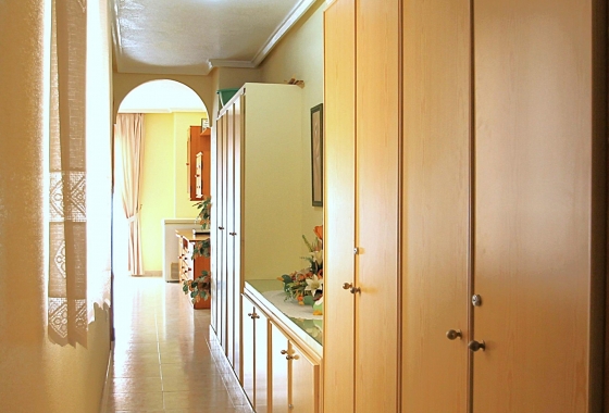Reventa - Apartamento / piso - Torrevieja - Las Piscinas Naturales