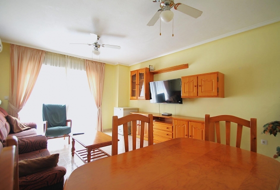 Reventa - Apartamento / piso - Torrevieja - Las Piscinas Naturales