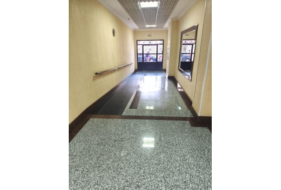 Reventa - Apartamento / piso - Torrevieja - Centro