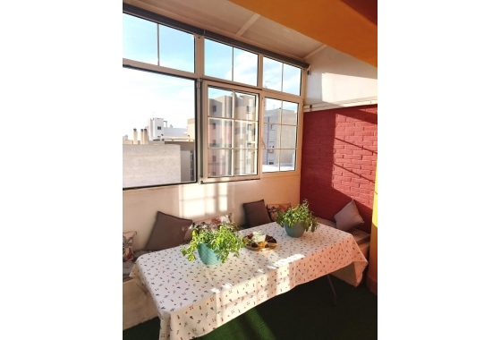 Reventa - Apartamento / piso - Torrevieja - Centro