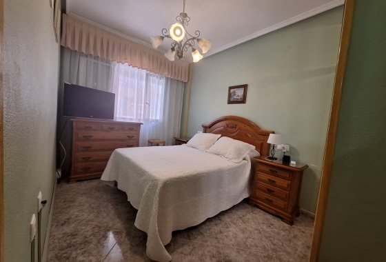 Reventa - Apartamento / piso - Torrevieja - Playa de los Locos