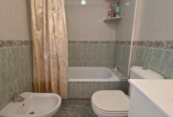 Herverkoop - Appartement / flat - Torrevieja - Torreblanca