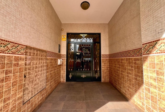 Herverkoop - Appartement / flat - Torrevieja - Puerto Deportivo
