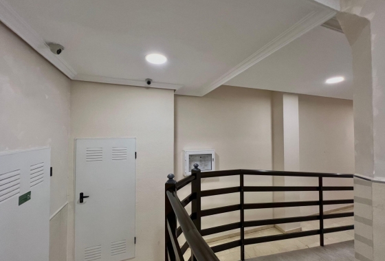 Herverkoop - Appartement / flat - Torrevieja - Puerto Deportivo