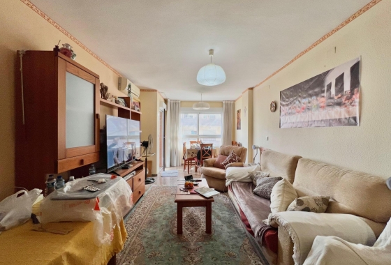 Herverkoop - Appartement / flat - Torrevieja - Puerto Deportivo